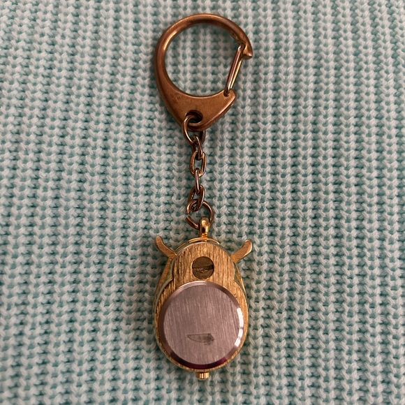 Ladybug Watch Keychain - Picture 6 of 7